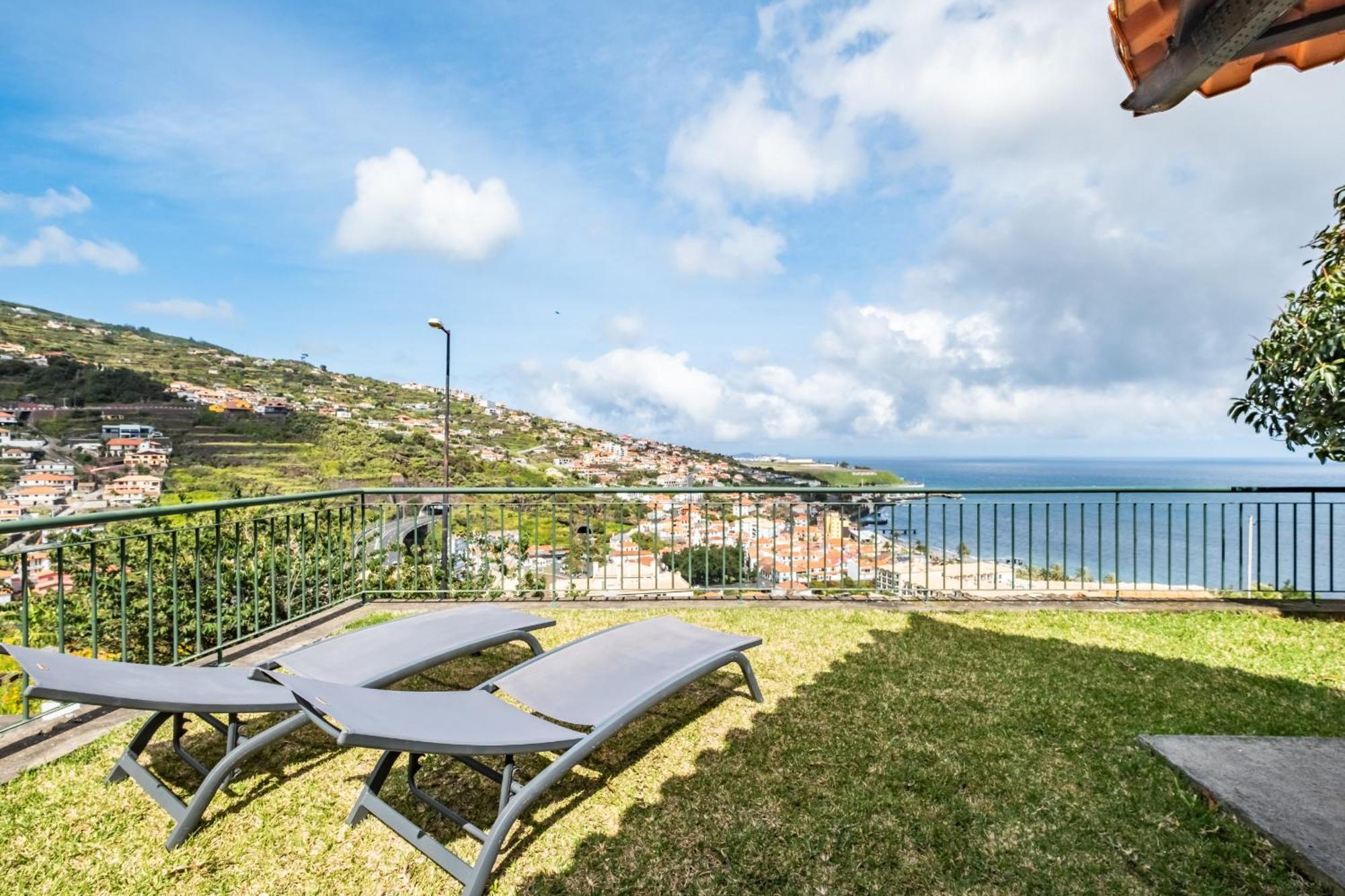 Sea View Villa By Madeira Sun Travel Santa Cruz  Exterior foto