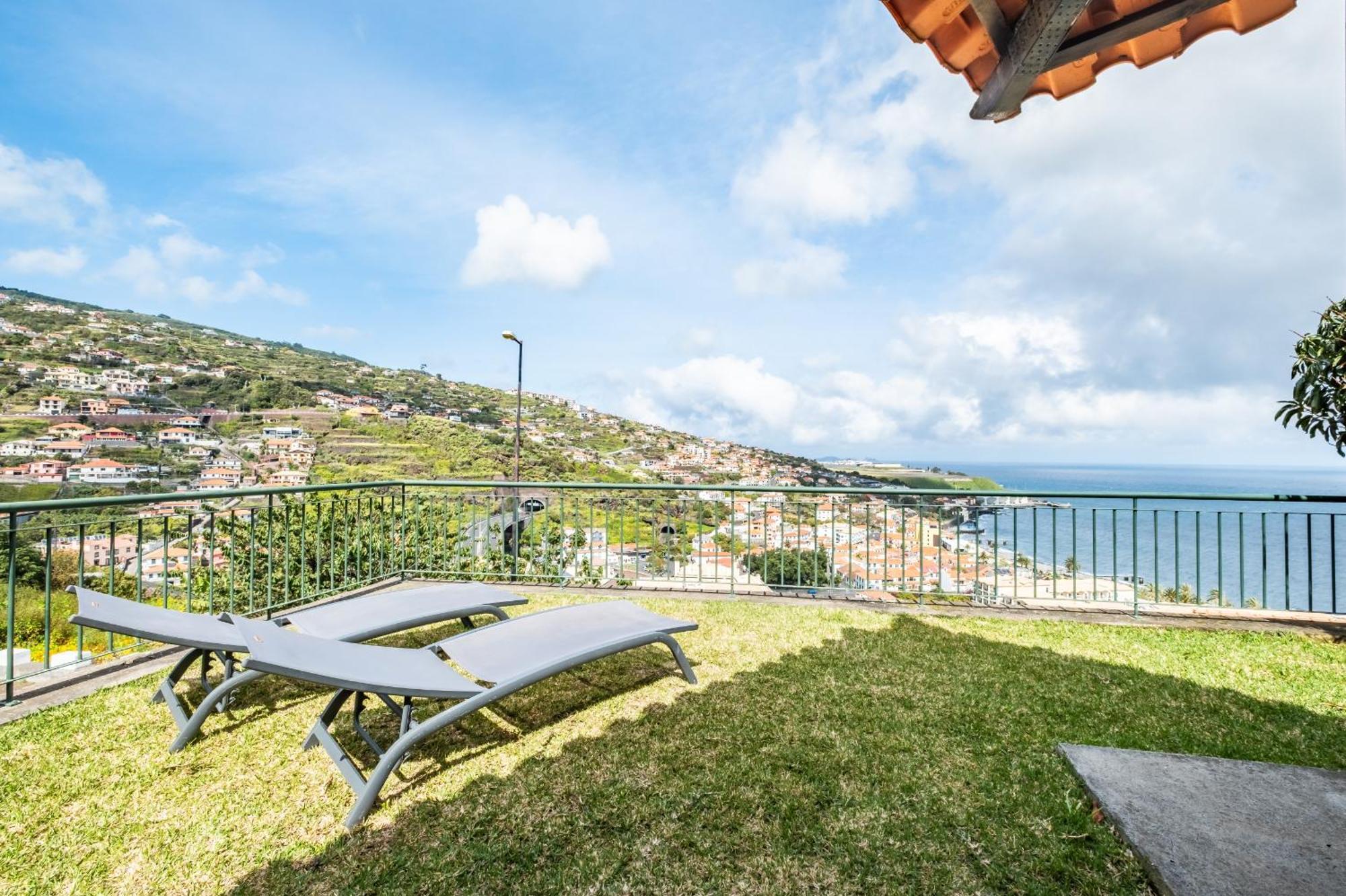Sea View Villa By Madeira Sun Travel Santa Cruz  Exterior foto